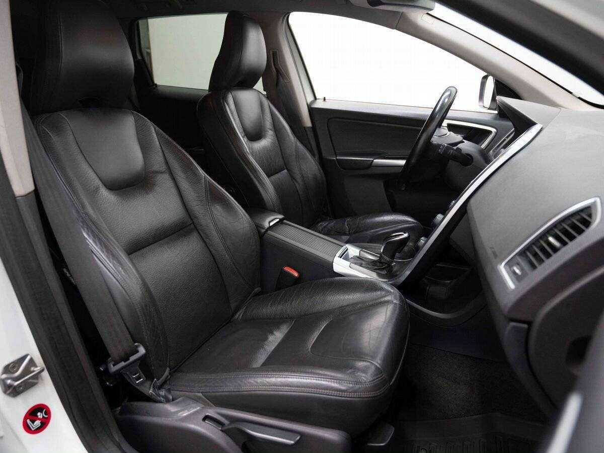 Вольво ИксЦ60 б/у, 2013, Автоматическая. Фото: #11