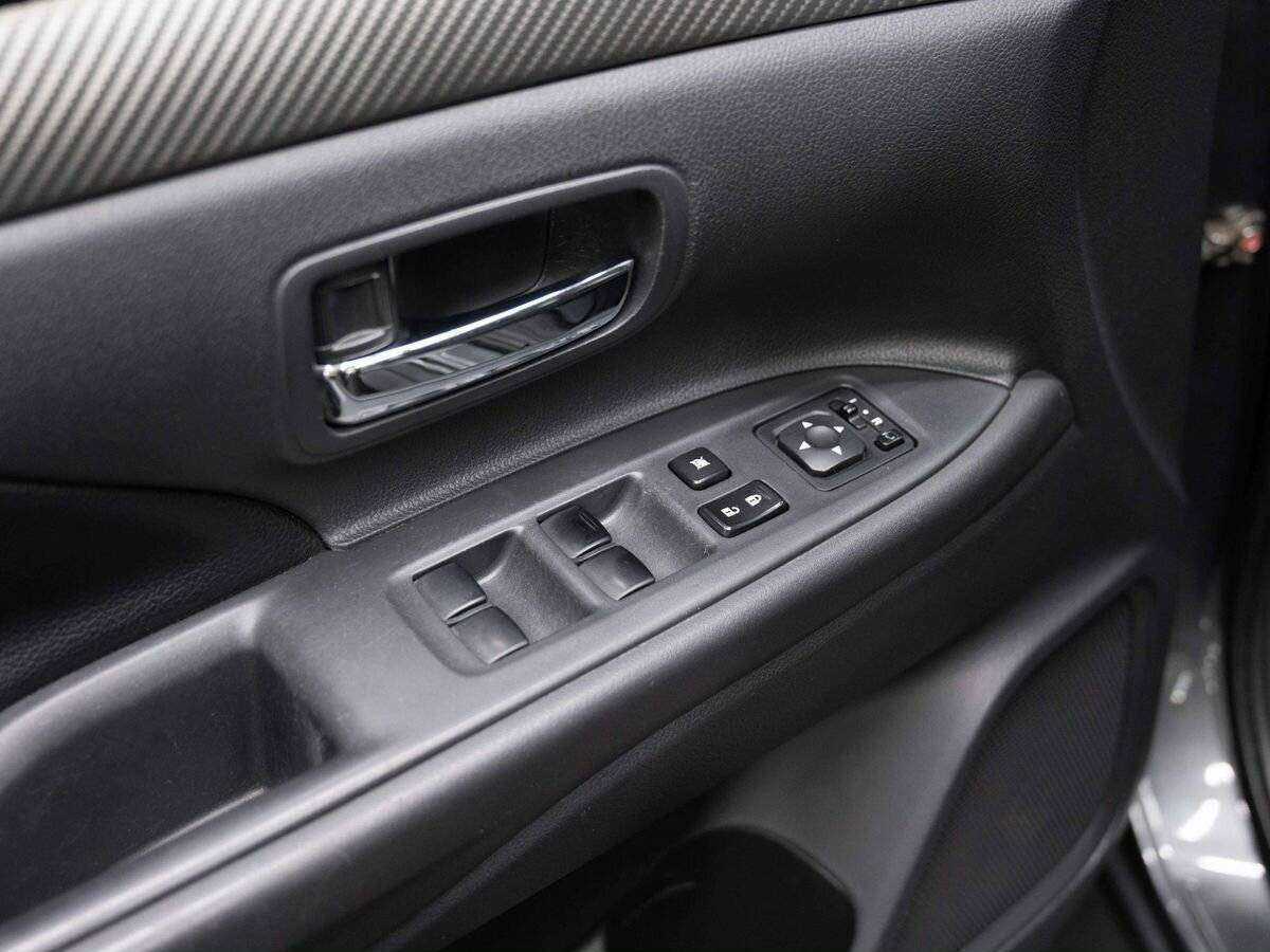 Митсубиши Оутлэндер б/у, 2013, Вариатор. Фото: #18