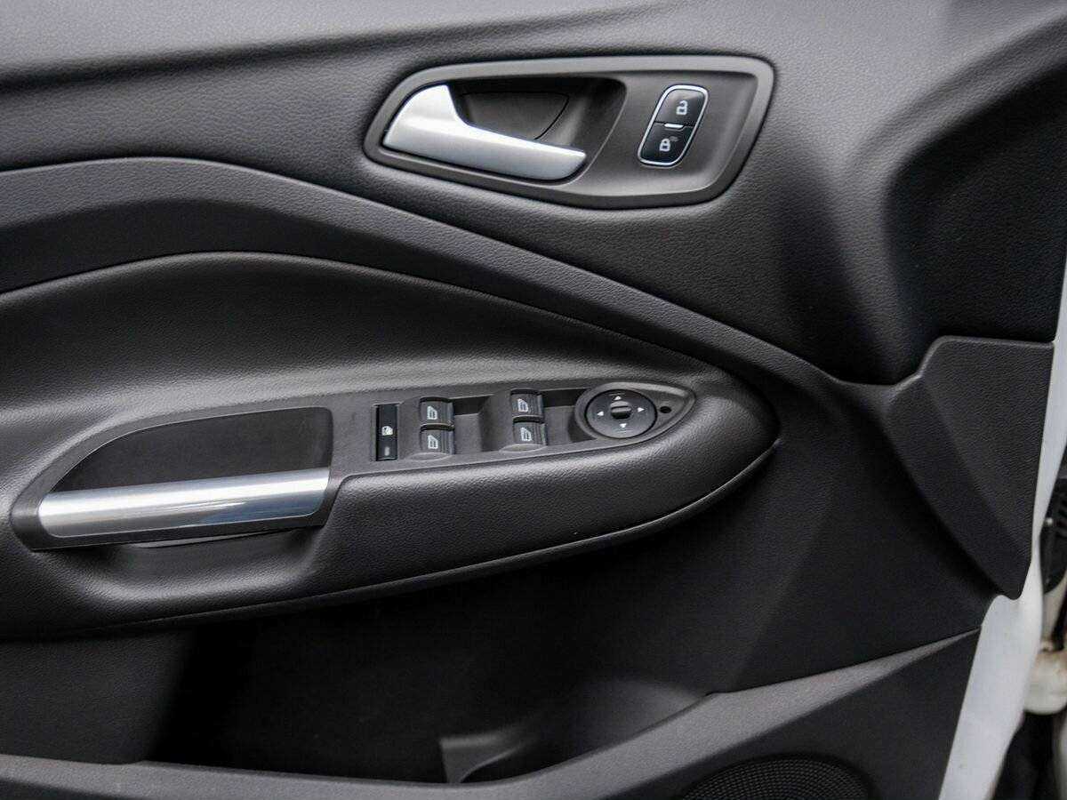 Форд Куга б/у, 2017, Автоматическая. Фото: #15