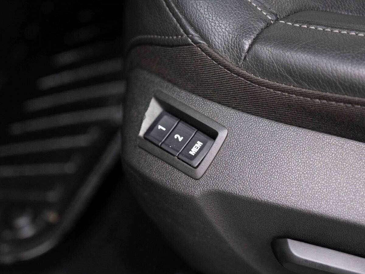 Опель Инсигния б/у, 2013, Механическая. Фото: #21