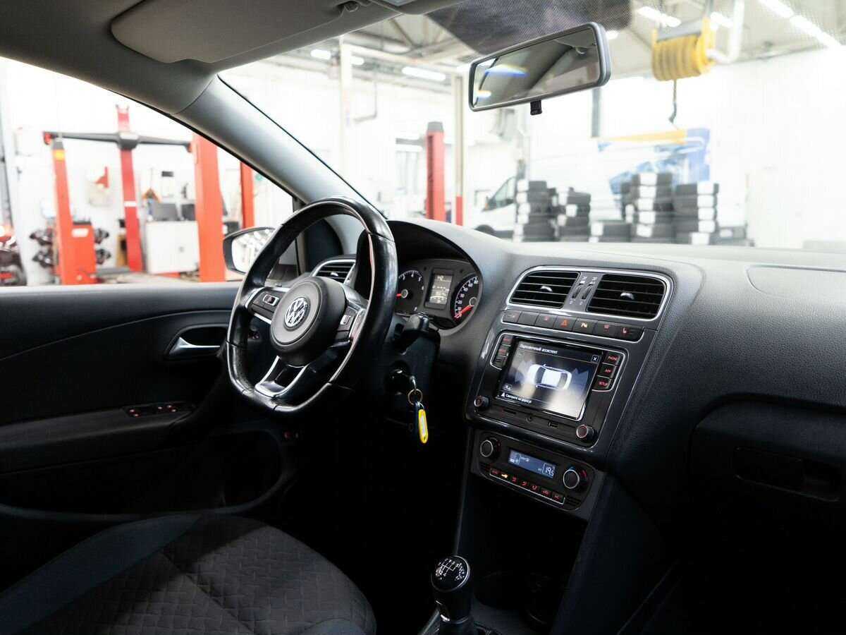 Фольксваген Поло б/у, 2019, Механическая. Фото: #16