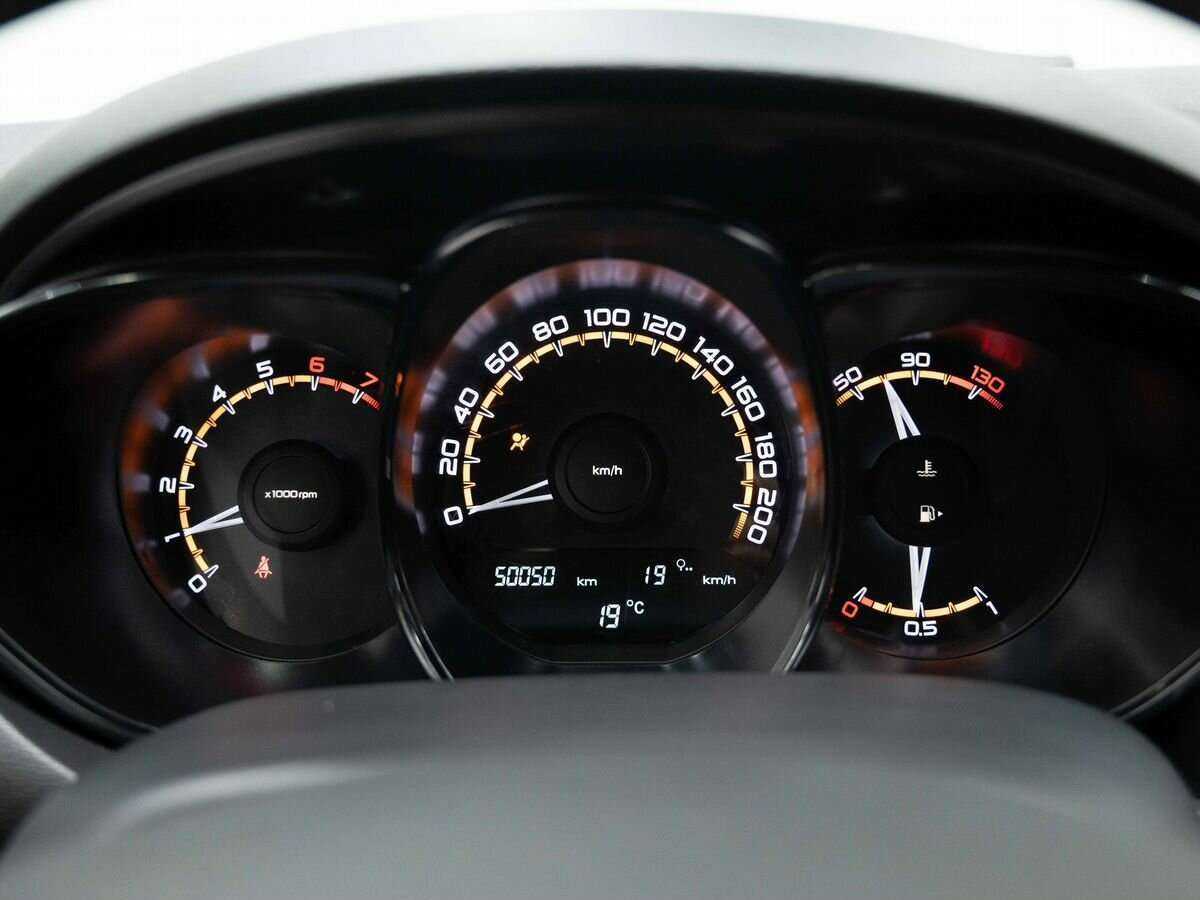 Лада (ВАЗ) Веста б/у, 2020, Механическая. Фото: #16