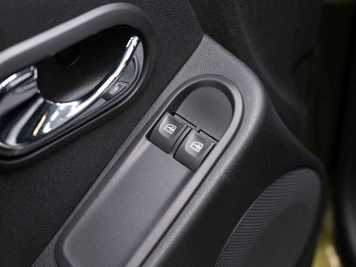 Рено Дастер б/у, 2018, Механическая. Фото: #16