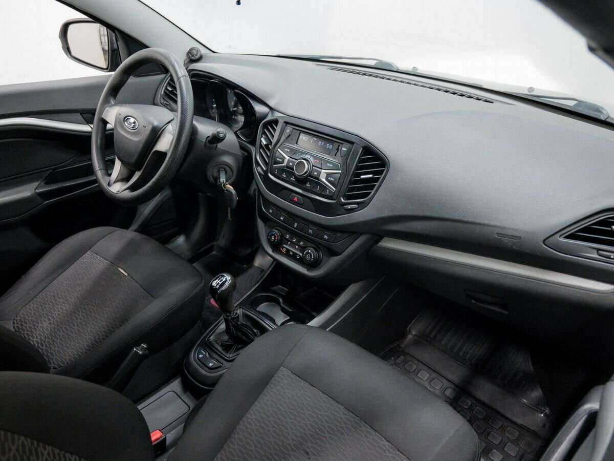 Лада (ВАЗ) Веста б/у, 2015, Механическая. Фото: #6