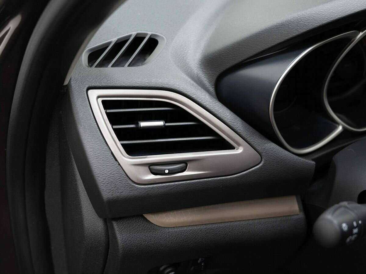 Лада (ВАЗ) Веста б/у, 2018, Механическая. Фото: #19