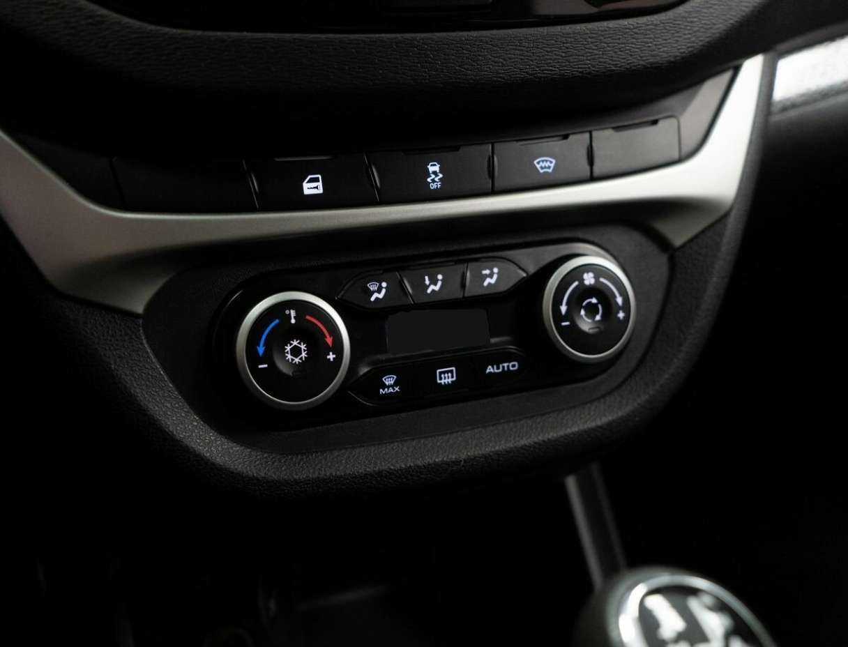 Лада (ВАЗ) Веста б/у, 2018, Роботизированная. Фото: #12