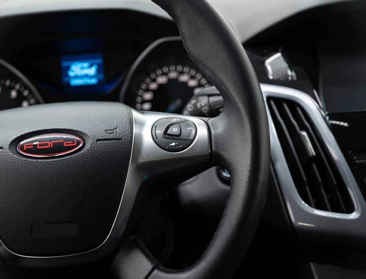 Форд Фокус б/у, 2014, Роботизированная. Фото: #15