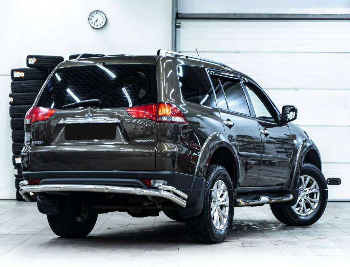 Митсубиши Паджеро Спорт б/у, 2014, Автоматическая. Фото: #2