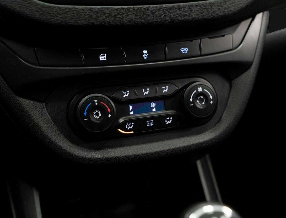 Лада (ВАЗ) Веста б/у, 2019, Механическая. Фото: #12