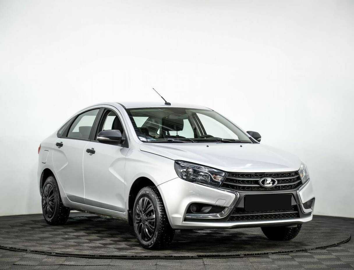 Лада (ВАЗ) Веста б/у, 2020, Механическая. Фото: #2