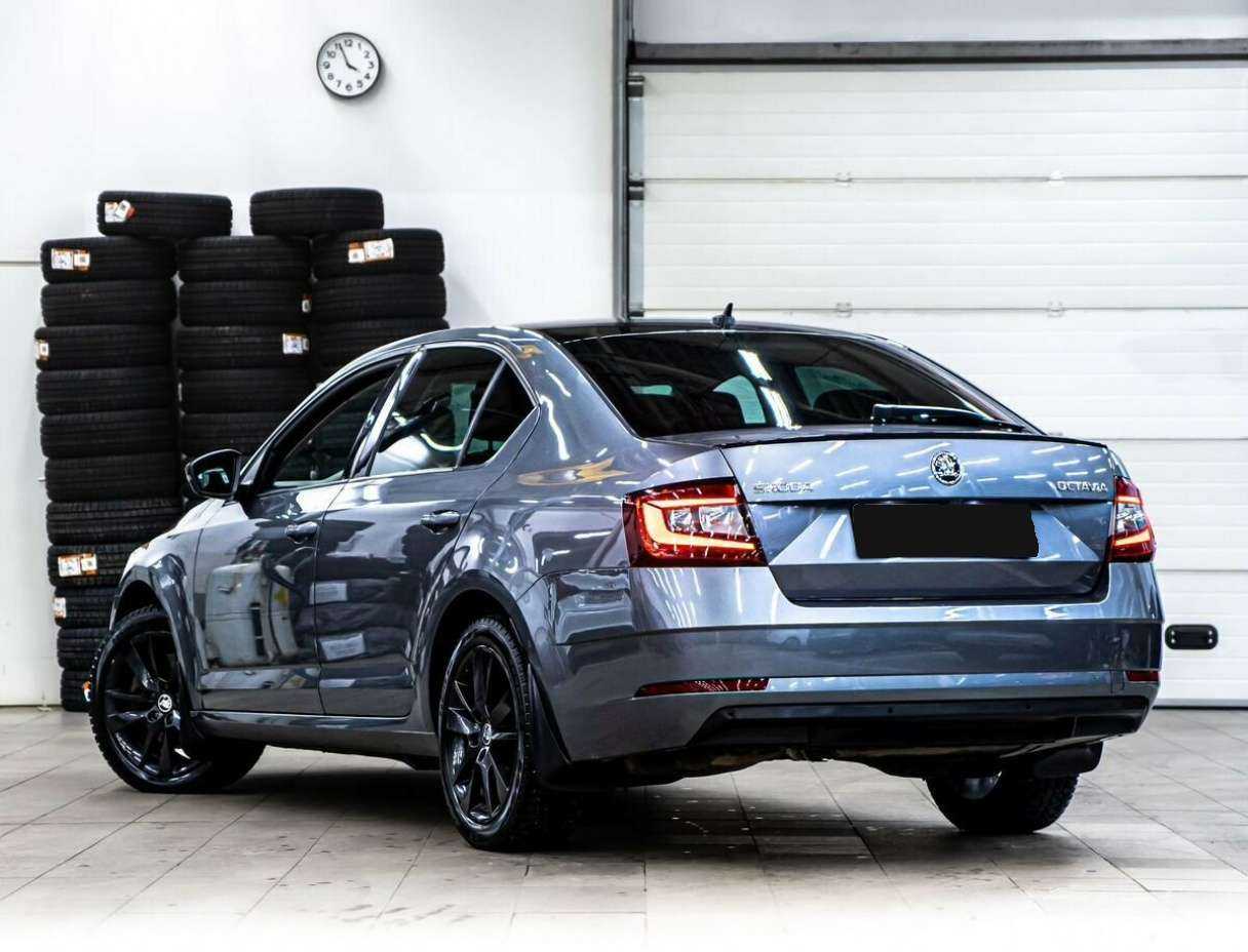 Шкода Октавия б/у, 2018, Механическая. Фото: #3