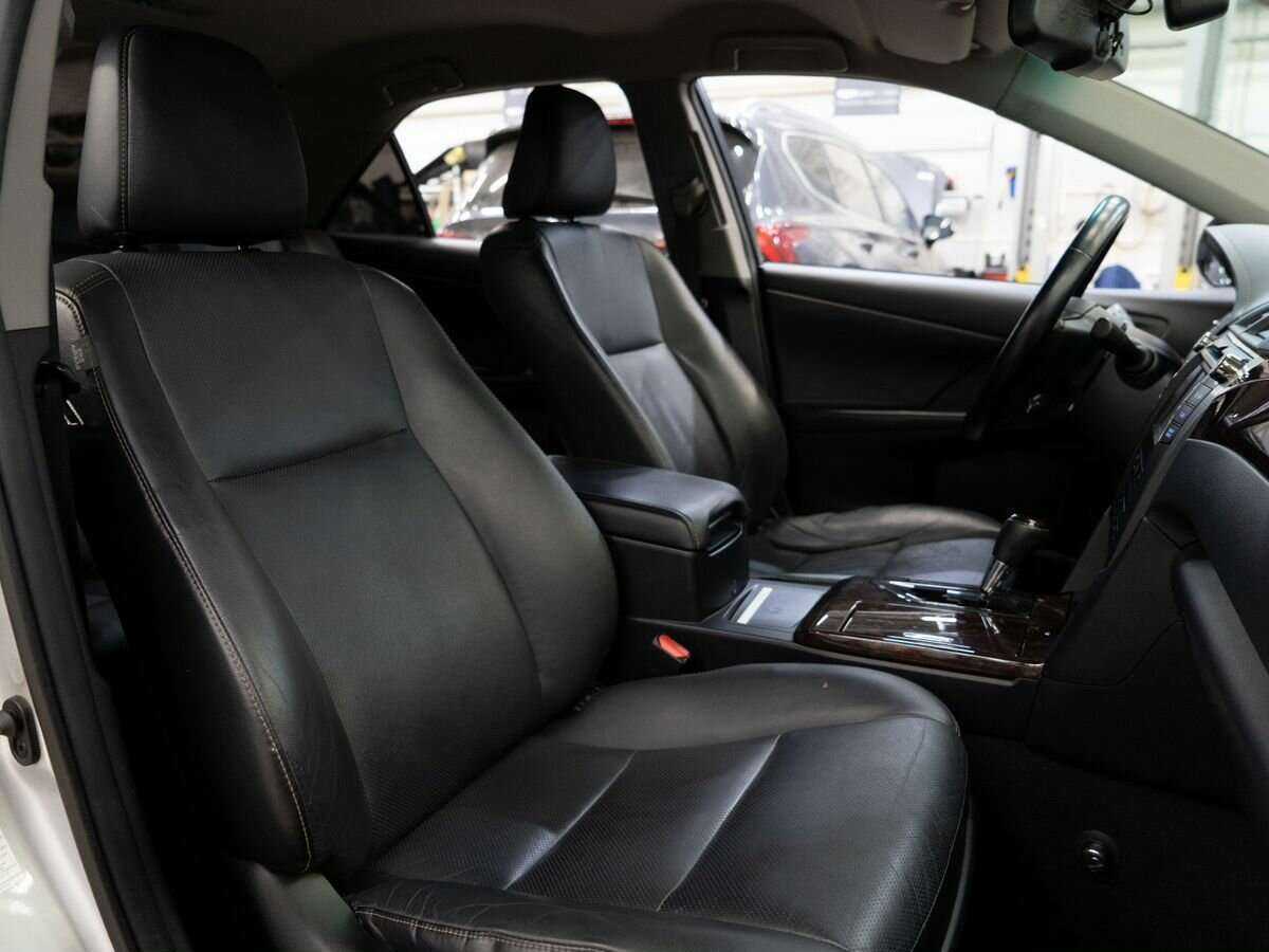 Тойота Камри б/у, 2015, Автоматическая. Фото: #9