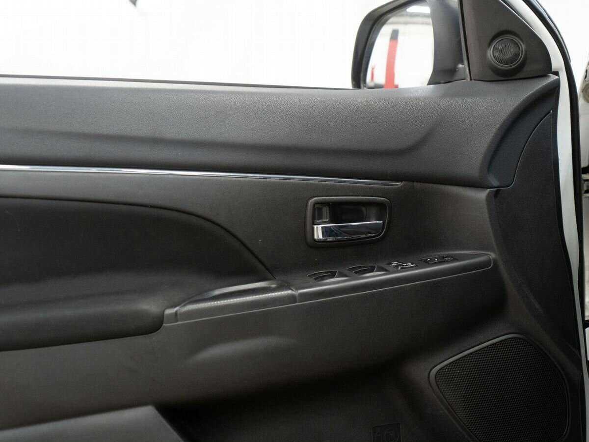 Митсубиши АС-Икс б/у, 2013, Вариатор. Фото: #14