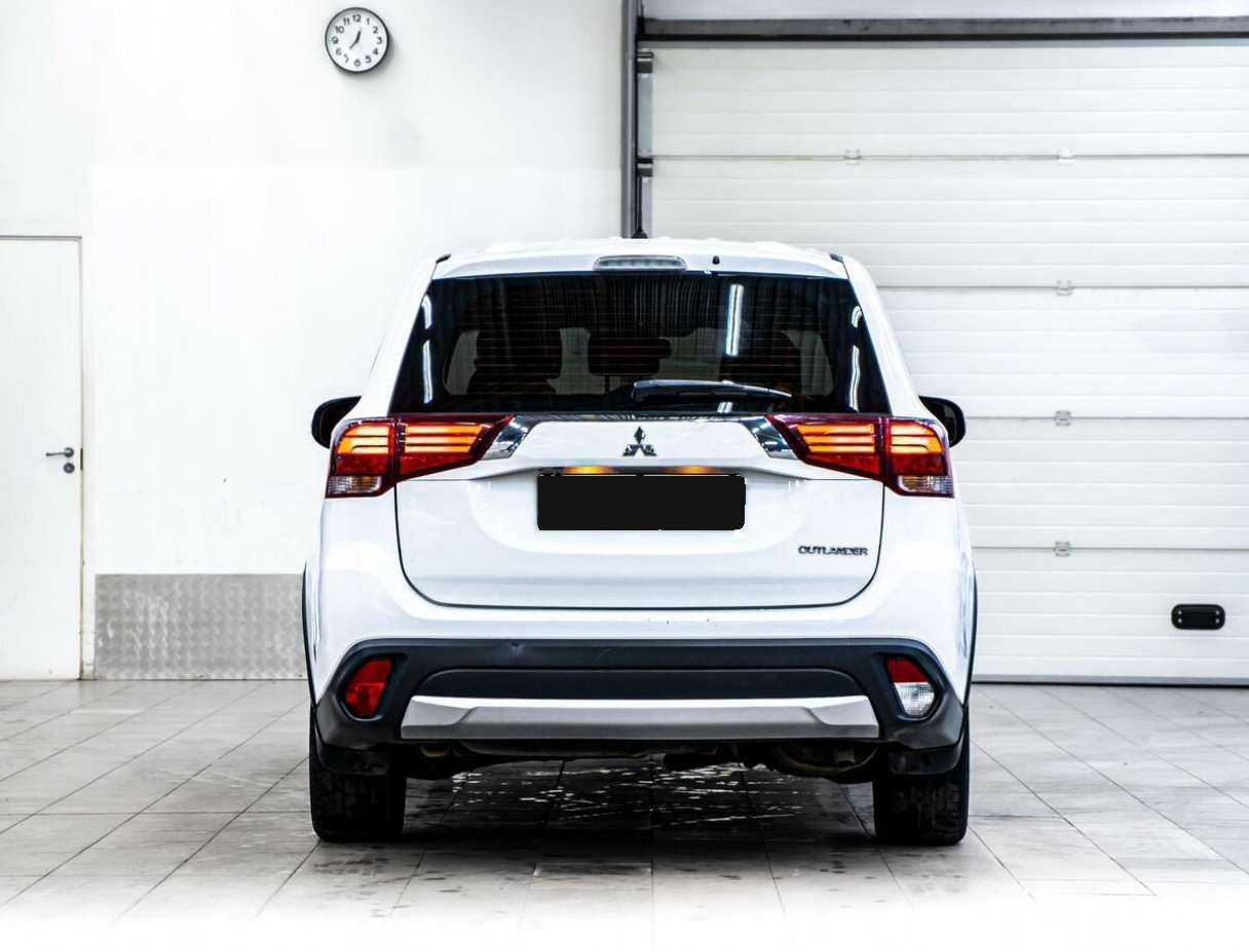 Митсубиши Оутлэндер б/у, 2015, Вариатор. Фото: #4