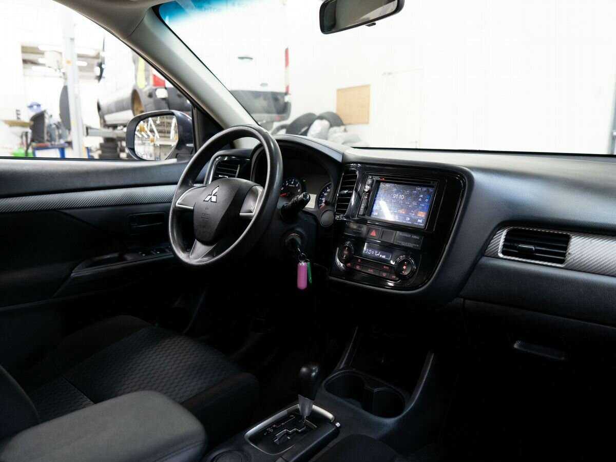 Митсубиши Оутлэндер б/у, 2015, Вариатор. Фото: #17