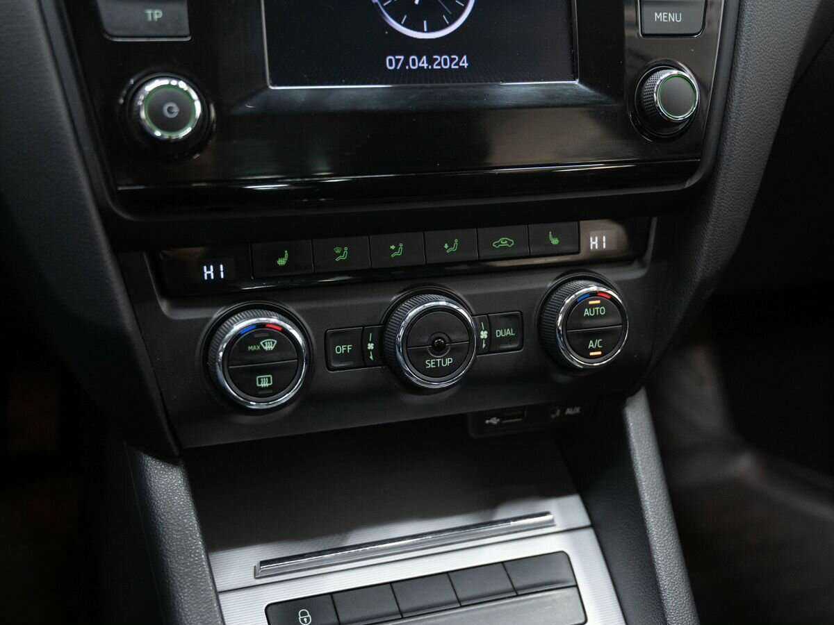 Шкода Октавия б/у, 2013, Роботизированная. Фото: #21