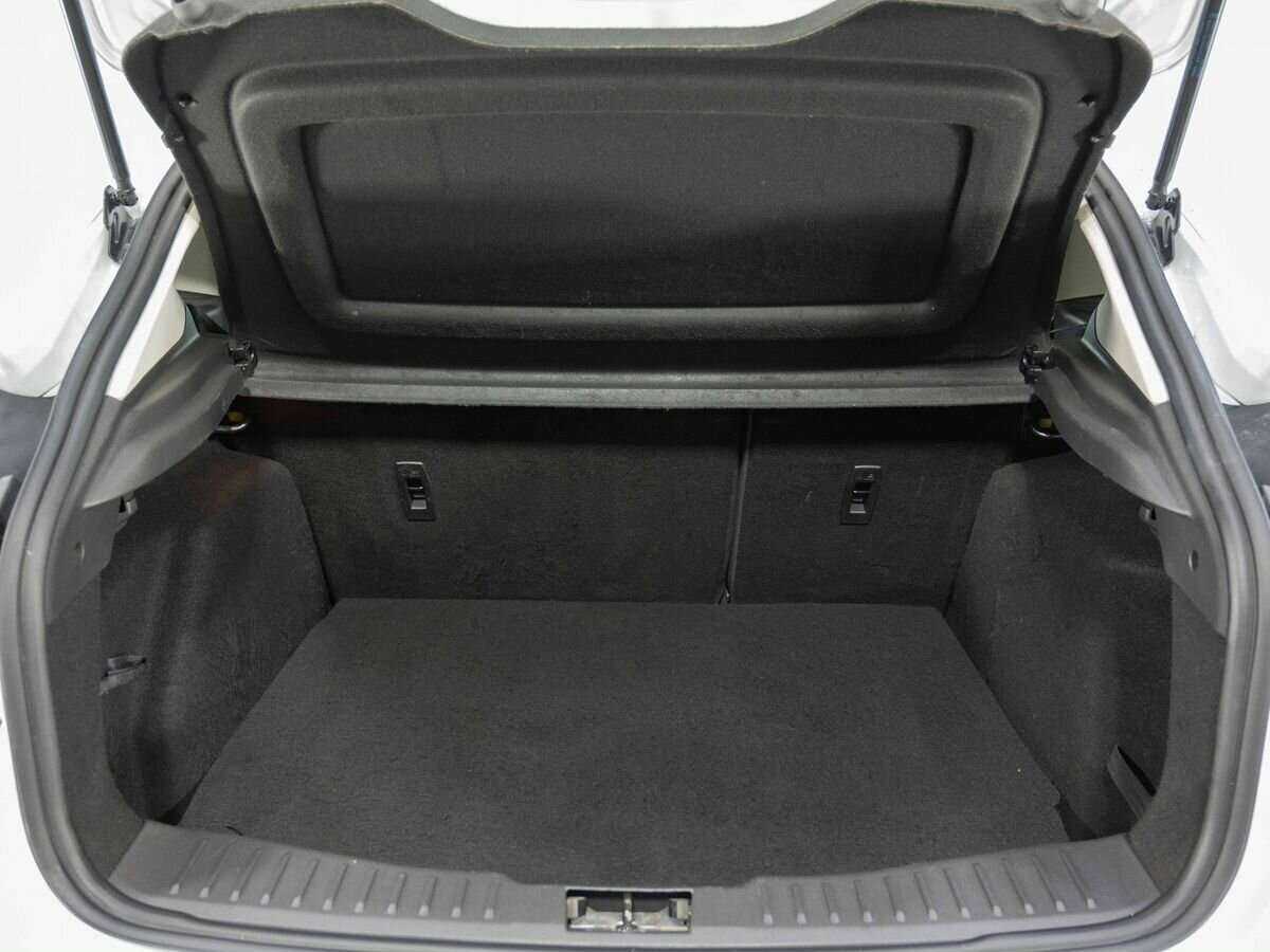 Форд Фокус б/у, 2017, Автоматическая. Фото: #21