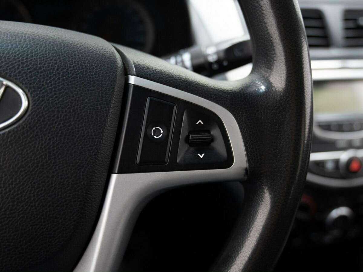 Хендай Солярис б/у, 2012, Автоматическая. Фото: #16