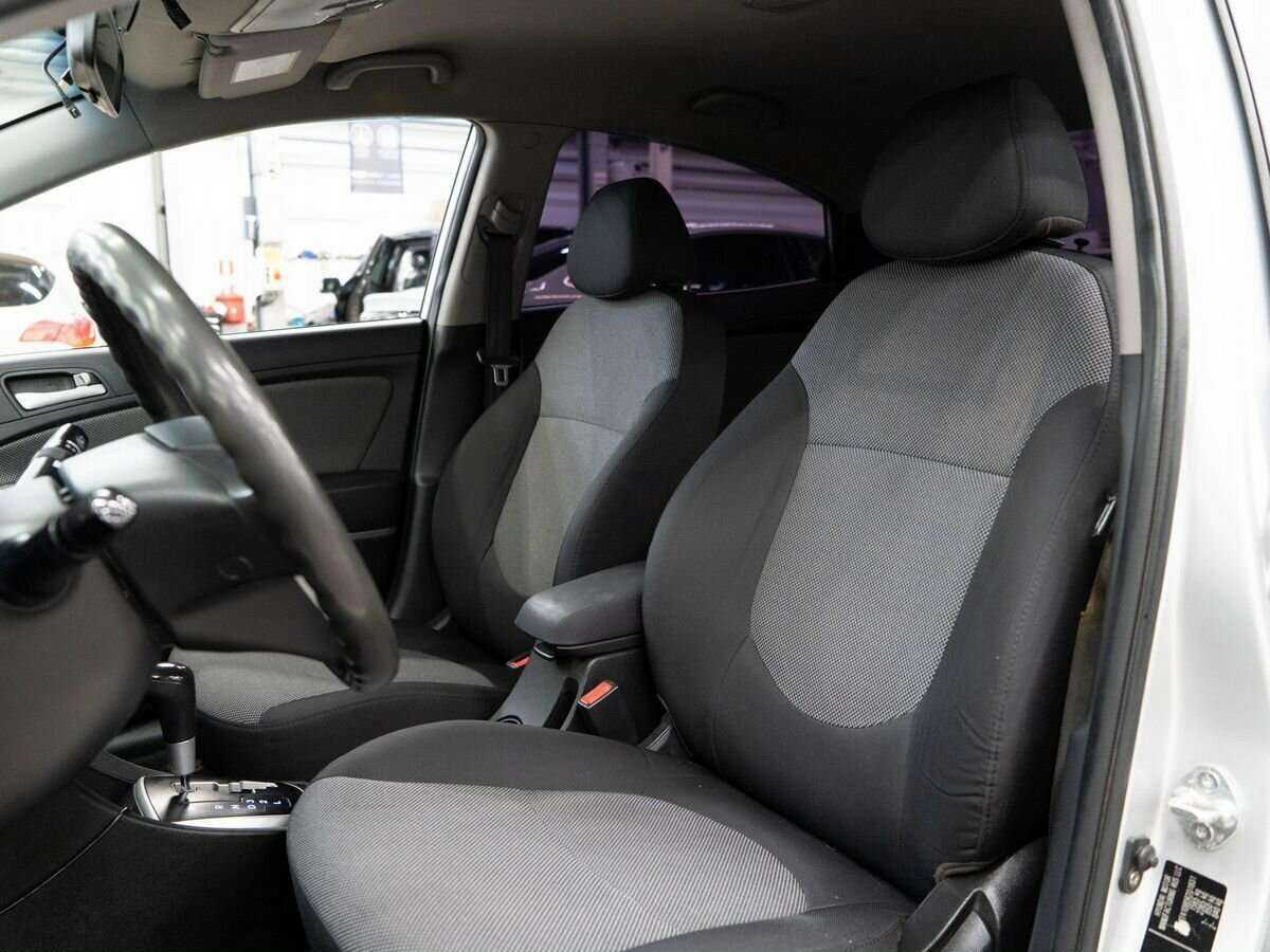 Хендай Солярис б/у, 2013, Автоматическая. Фото: #2