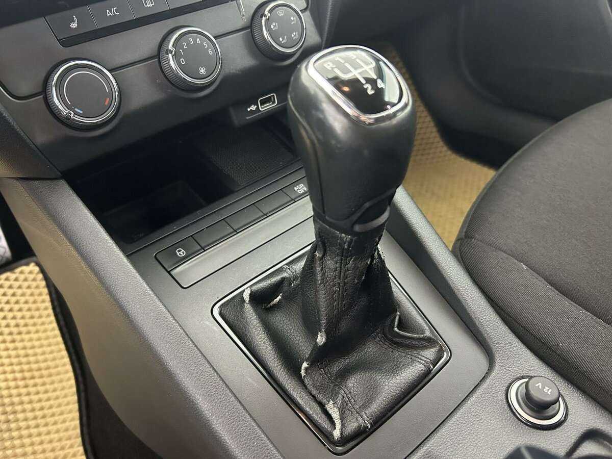 Шкода Октавия б/у, 2018, Механическая. Фото: #12