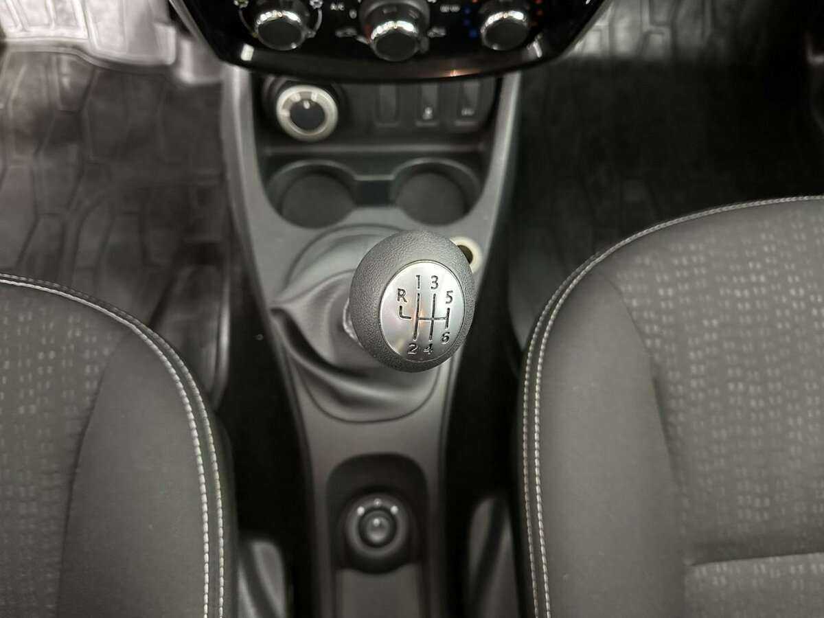 Ниссан Террано б/у, 2019, Механическая. Фото: #11