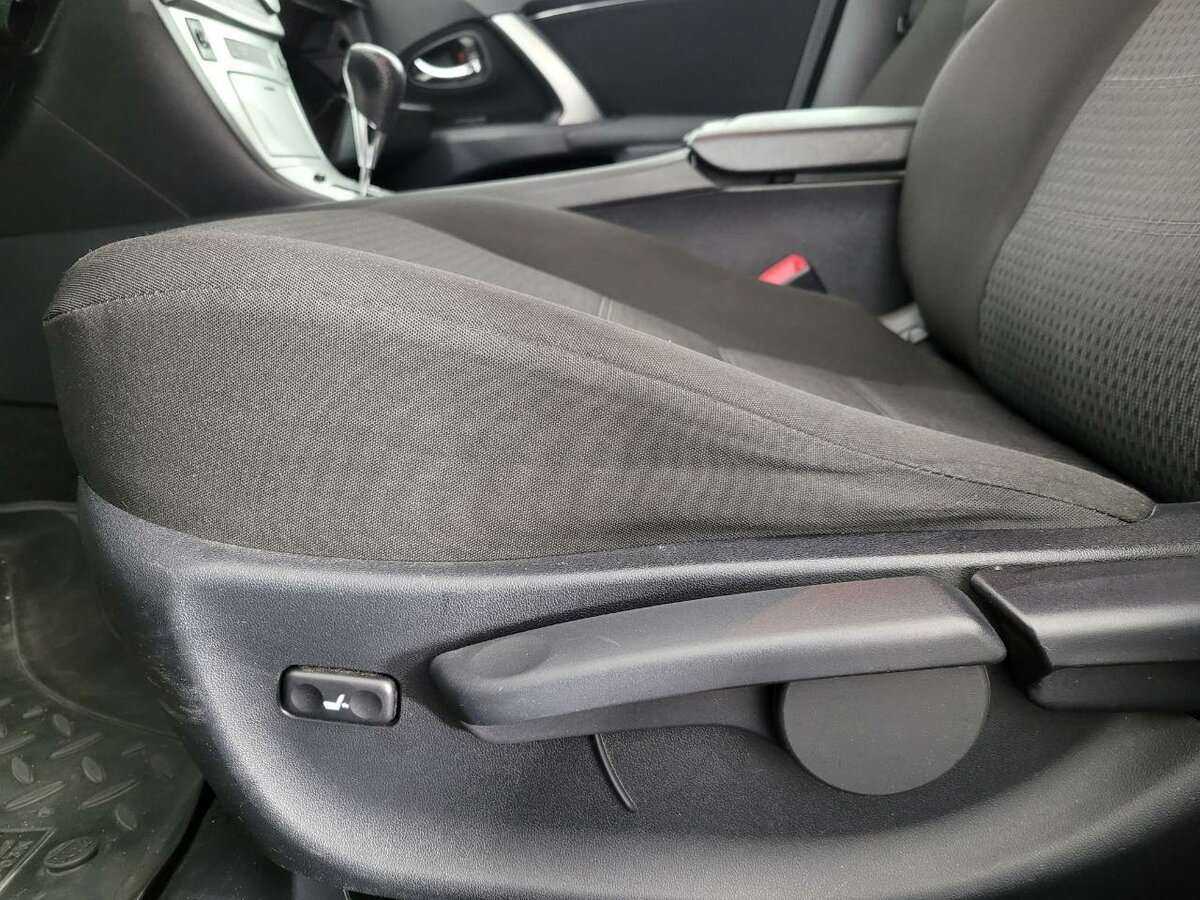 Тойота Авенсис б/у, 2012, Вариатор. Фото: #9