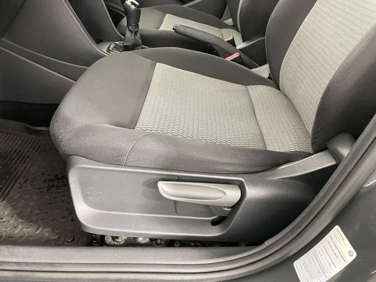 Фольксваген Поло б/у, 2013, Механическая. Фото: #9