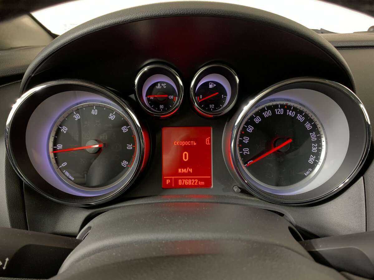 Опель Астра б/у, 2012, Автоматическая. Фото: #11