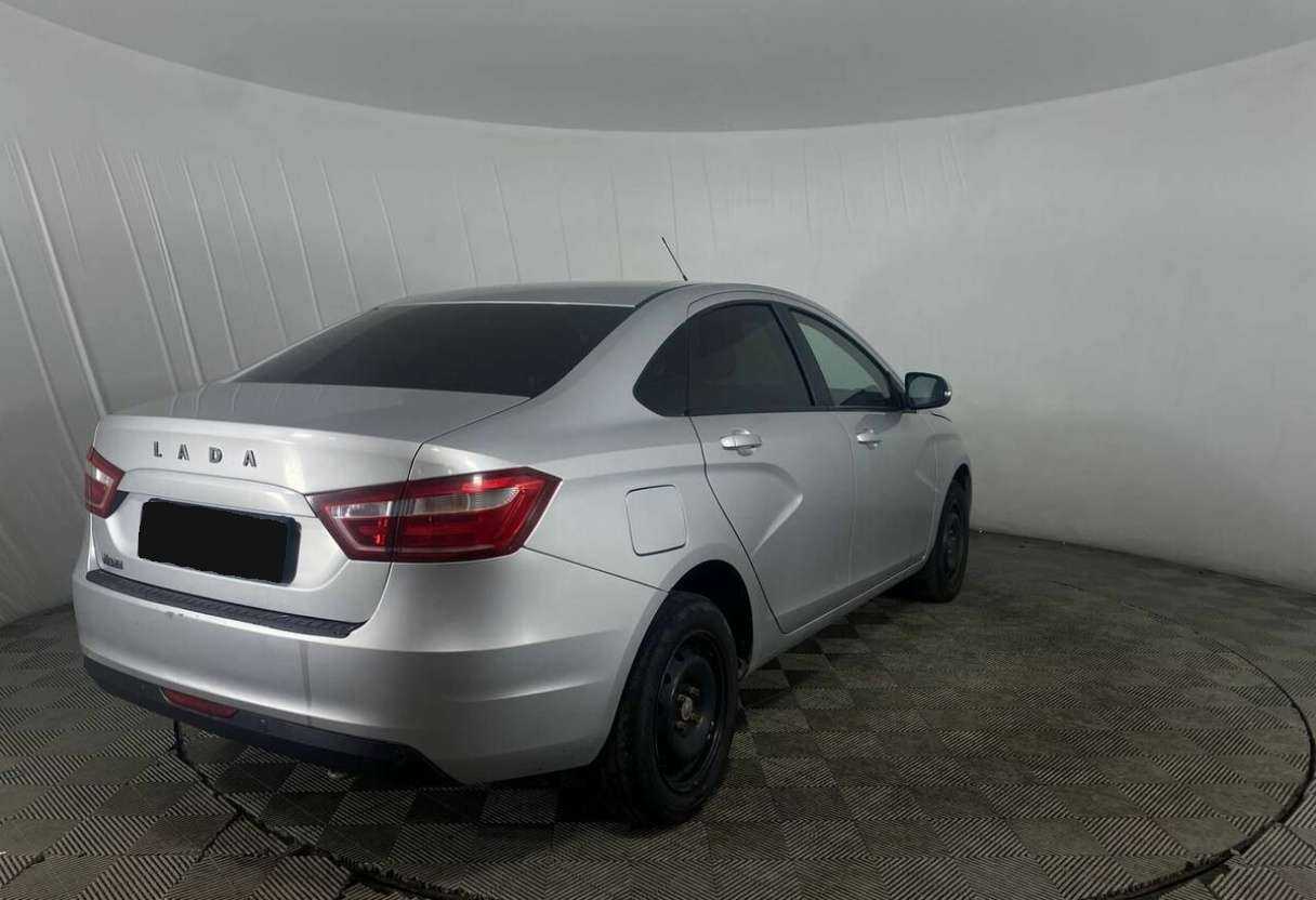 Лада (ВАЗ) Веста б/у, 2020, Механическая. Фото: #4