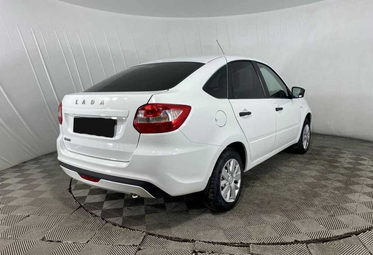 Лада (ВАЗ) Гранта б/у, 2019, Механическая. Фото: #4