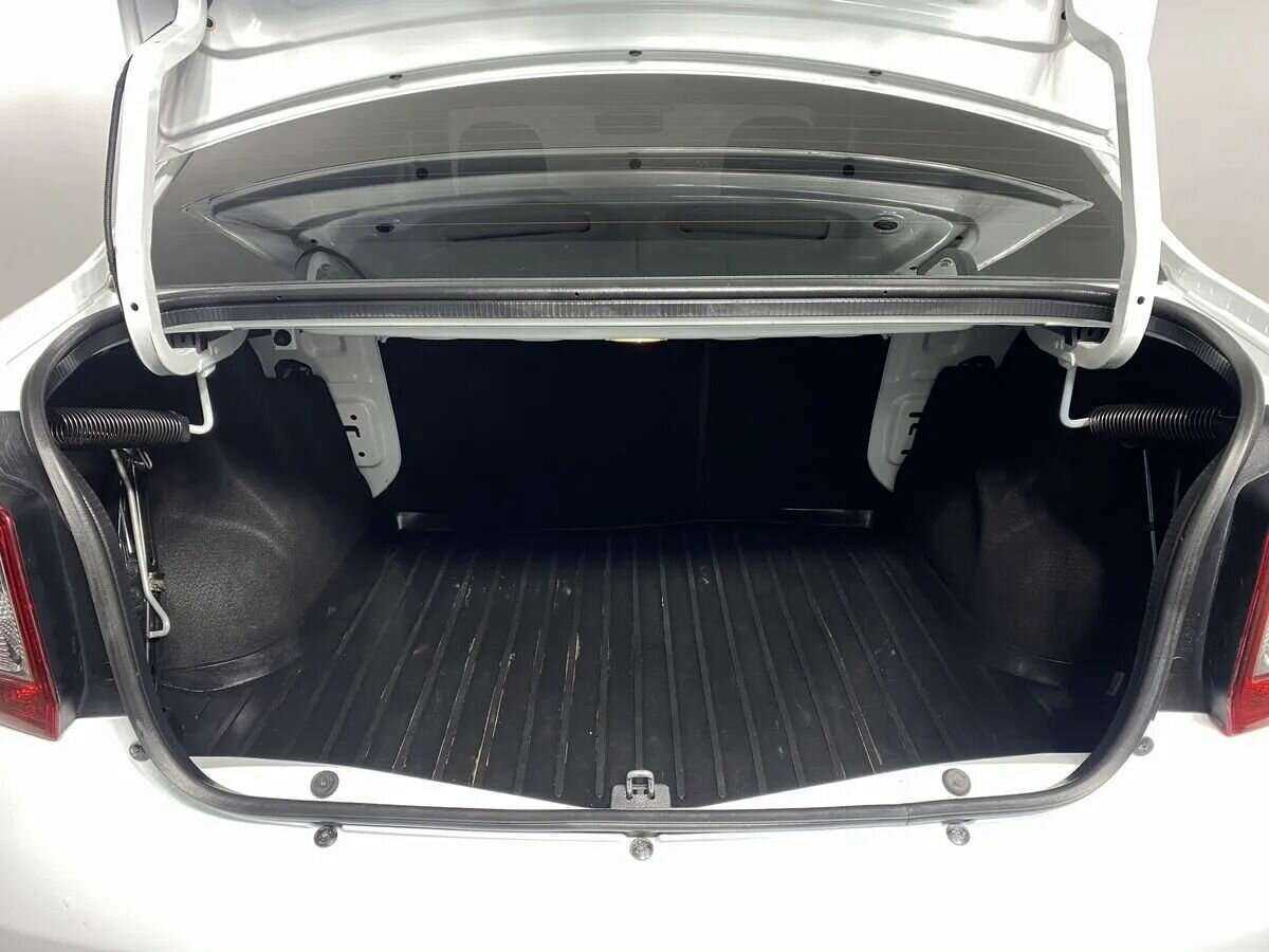 Рено Логан б/у, 2021, Механическая. Фото: #9