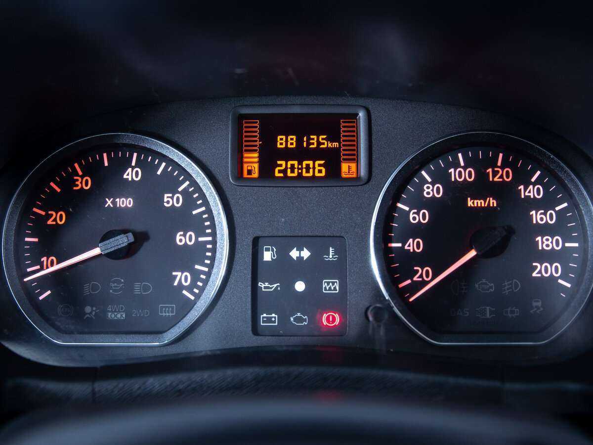 Ниссан Террано б/у, 2015, Механическая. Фото: #12