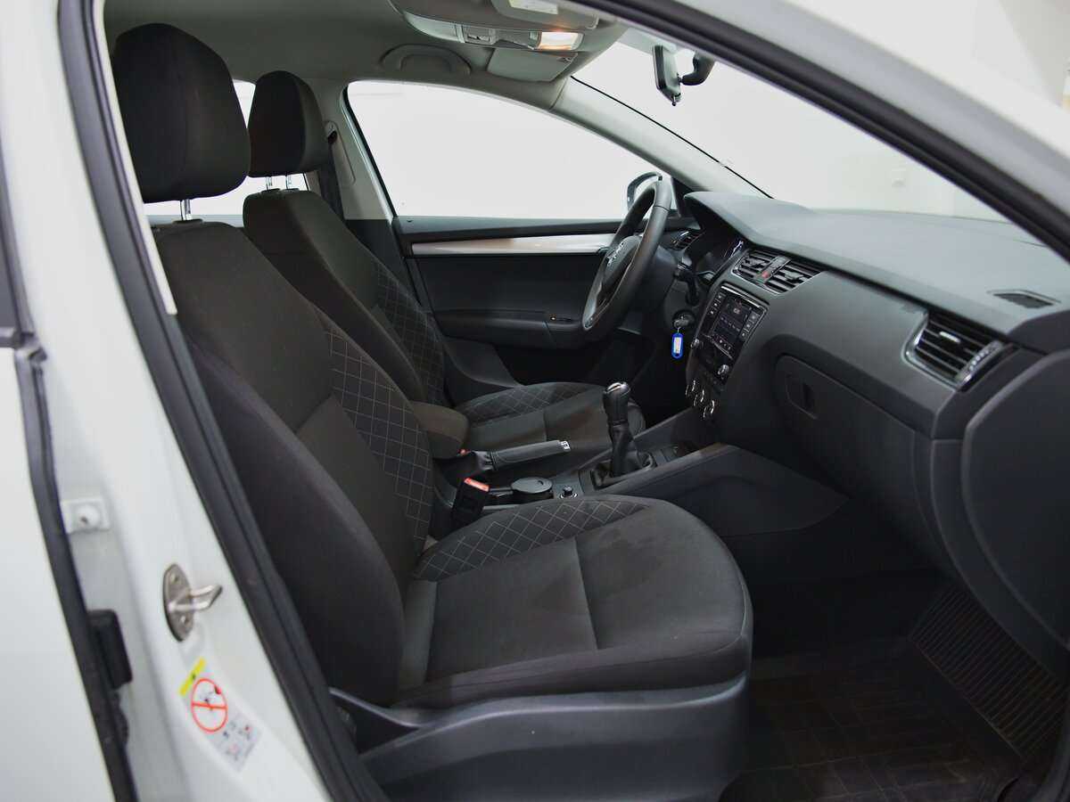 Шкода Октавия б/у, 2019, Механическая. Фото: #5