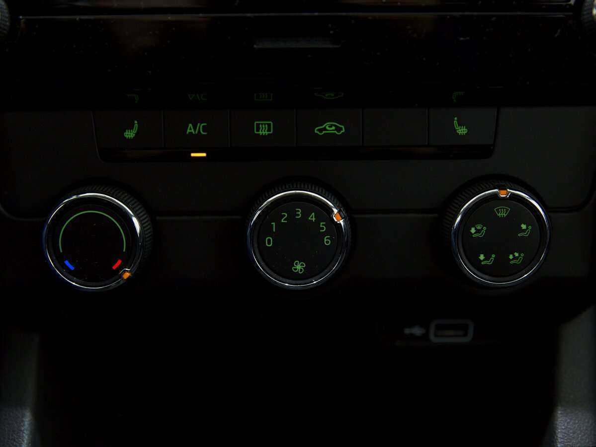 Шкода Октавия б/у, 2019, Механическая. Фото: #7