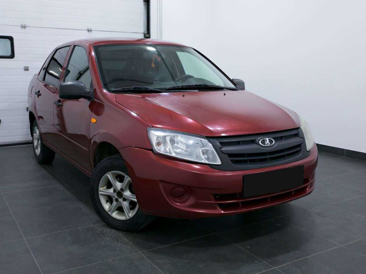 Лада (ВАЗ) Гранта б/у, 2017, Механическая. Фото: #2