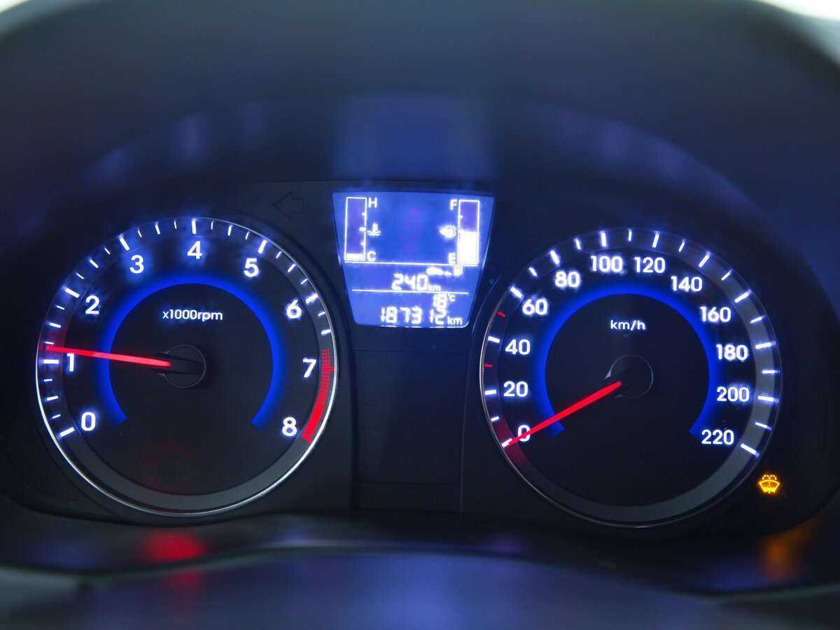 Хендай Солярис б/у, 2015, Механическая. Фото: #13