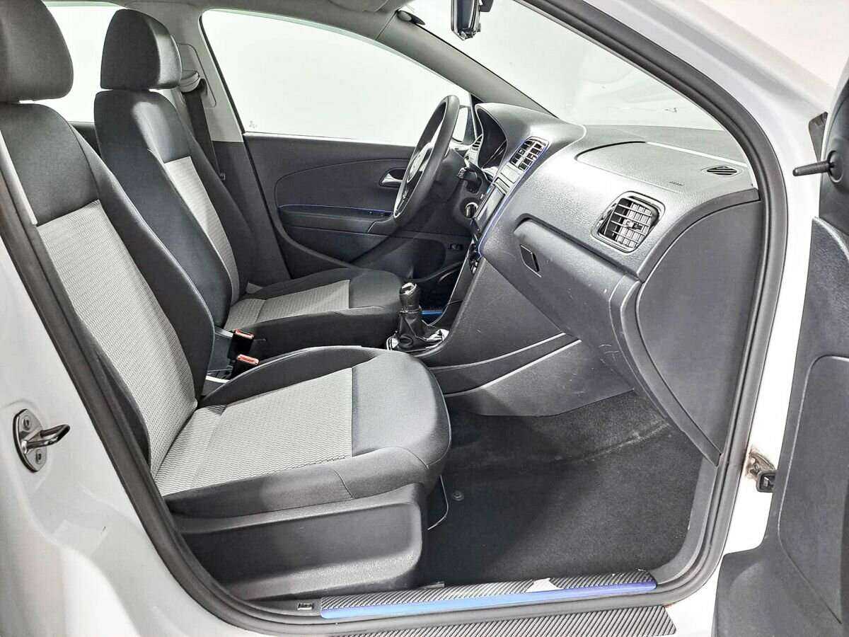 Фольксваген Поло б/у, 2014, Механическая. Фото: #6