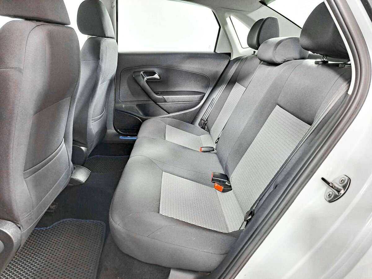 Фольксваген Поло б/у, 2014, Механическая. Фото: #7