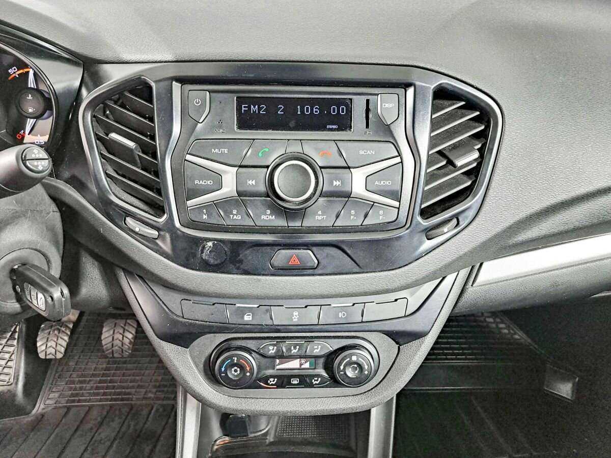 Лада (ВАЗ) Веста б/у, 2020, Механическая. Фото: #13