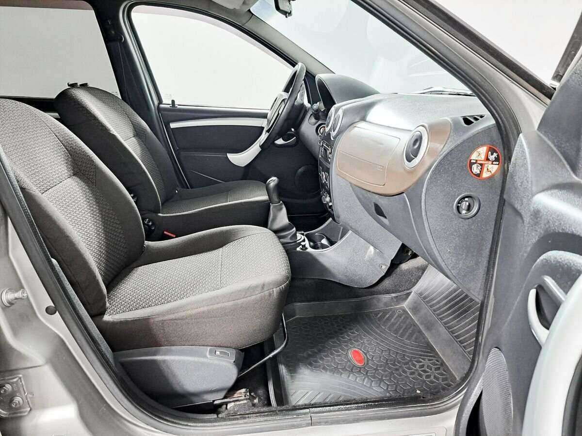 Лада (ВАЗ) Ларгус б/у, 2013, Механическая. Фото: #6