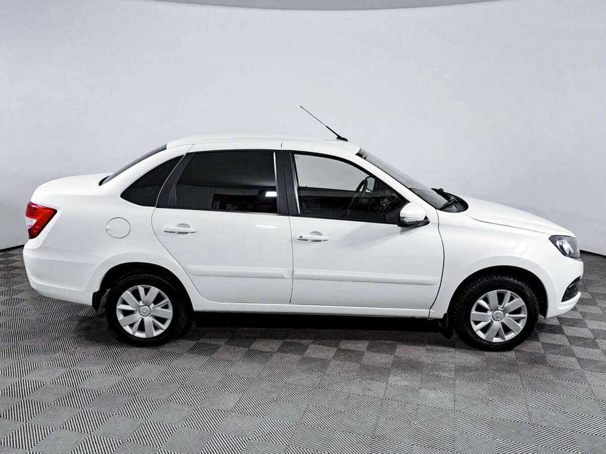 Лада (ВАЗ) Гранта б/у, 2020, Механическая. Фото: #3