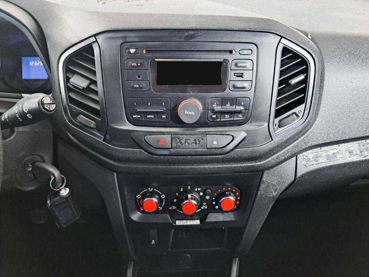 Лада (ВАЗ) ИКСРЭЙ б/у, 2017, Механическая. Фото: #12