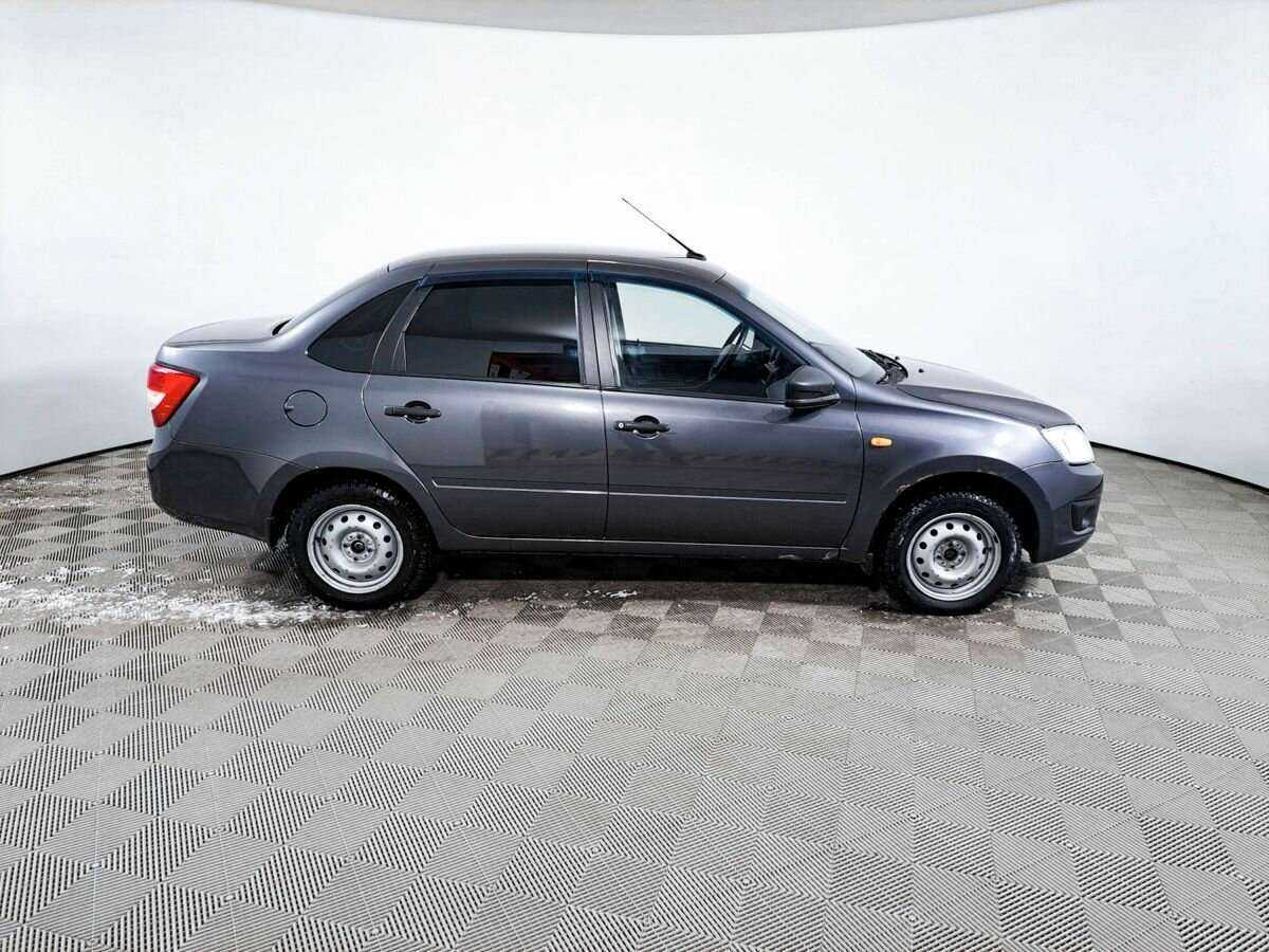 Лада (ВАЗ) Гранта б/у, 2017, Механическая. Фото: #3