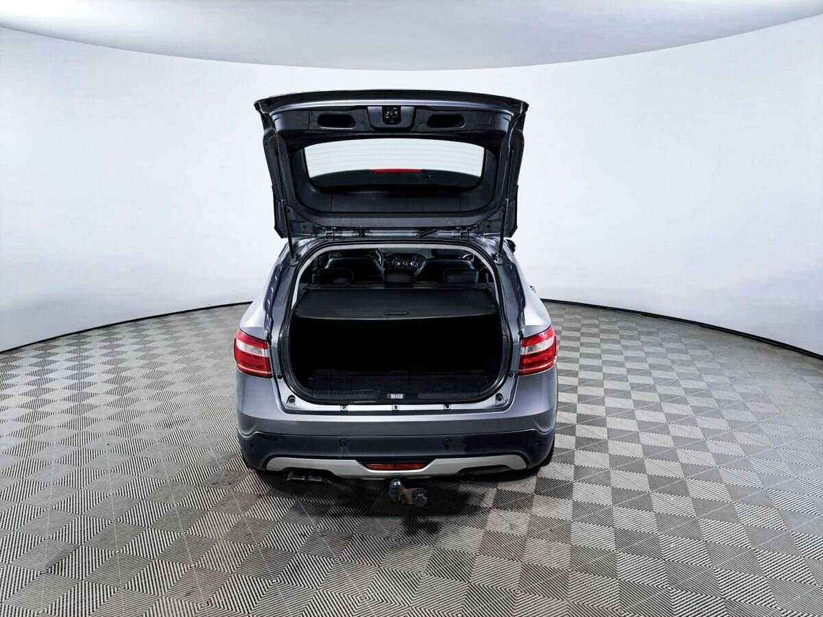 Лада (ВАЗ) Веста б/у, 2017, Механическая. Фото: #9