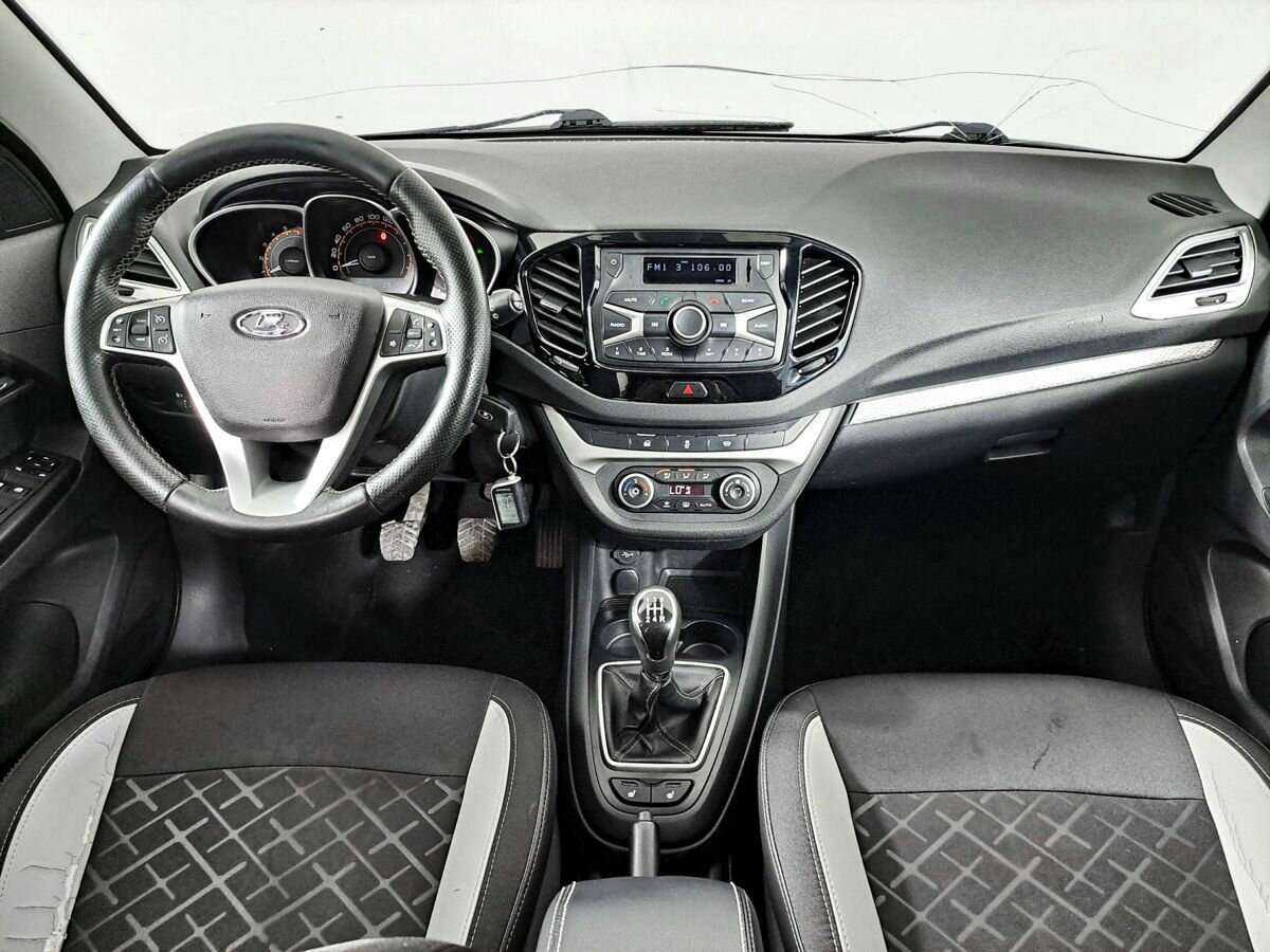 Лада (ВАЗ) Веста б/у, 2017, Механическая. Фото: #13