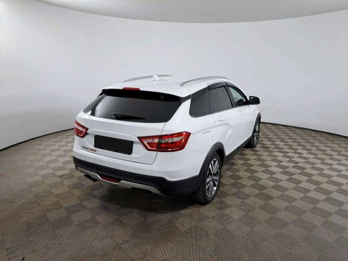 Лада (ВАЗ) Веста б/у, 2018, Механическая. Фото: #4