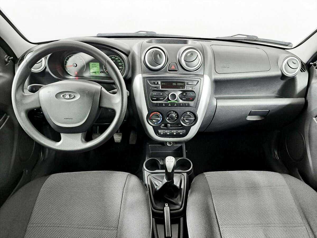 Лада (ВАЗ) Гранта б/у, 2016, Механическая. Фото: #8