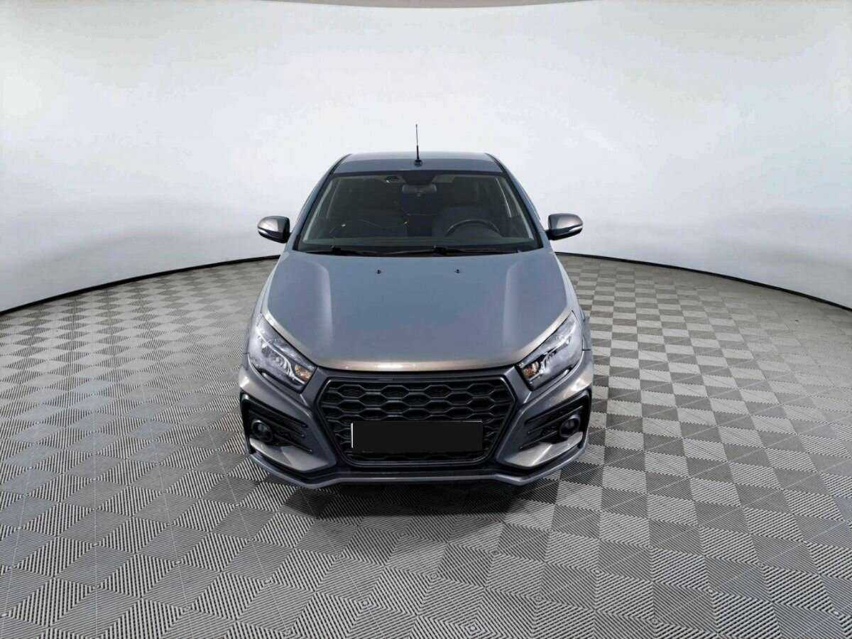 Лада (ВАЗ) Веста б/у, 2020, Механическая. Фото: #1