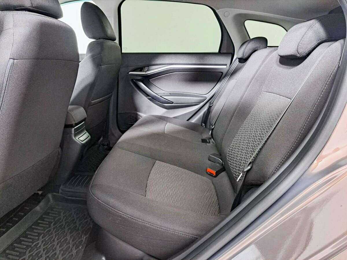 Лада (ВАЗ) Веста б/у, 2019, Механическая. Фото: #9