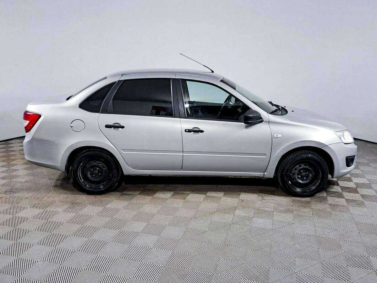 Лада (ВАЗ) Гранта б/у, 2018, Механическая. Фото: #3